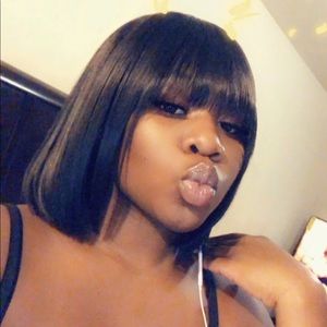 Meet your Posher, Samara